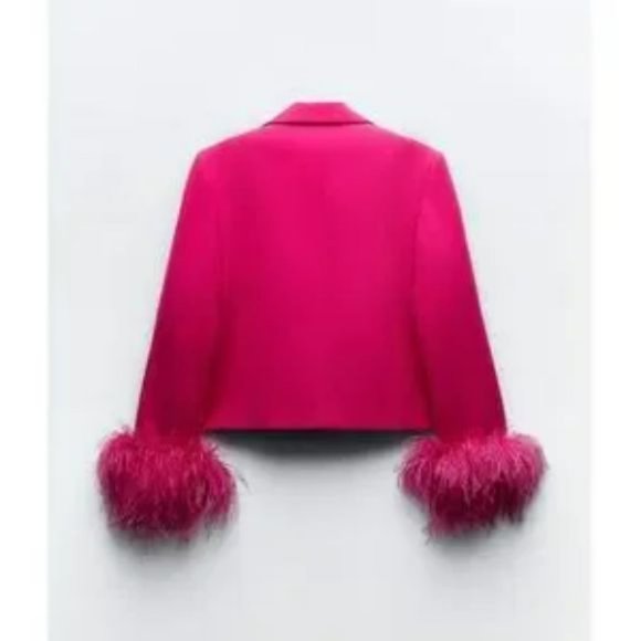 ZARA CROPPED FEATHER BLAZER BLOGGERS FAVORITE NWT - Picture 8 of 9